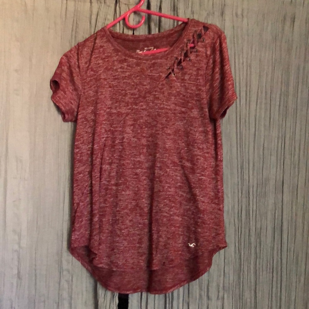Marroon Hollister Tshirt